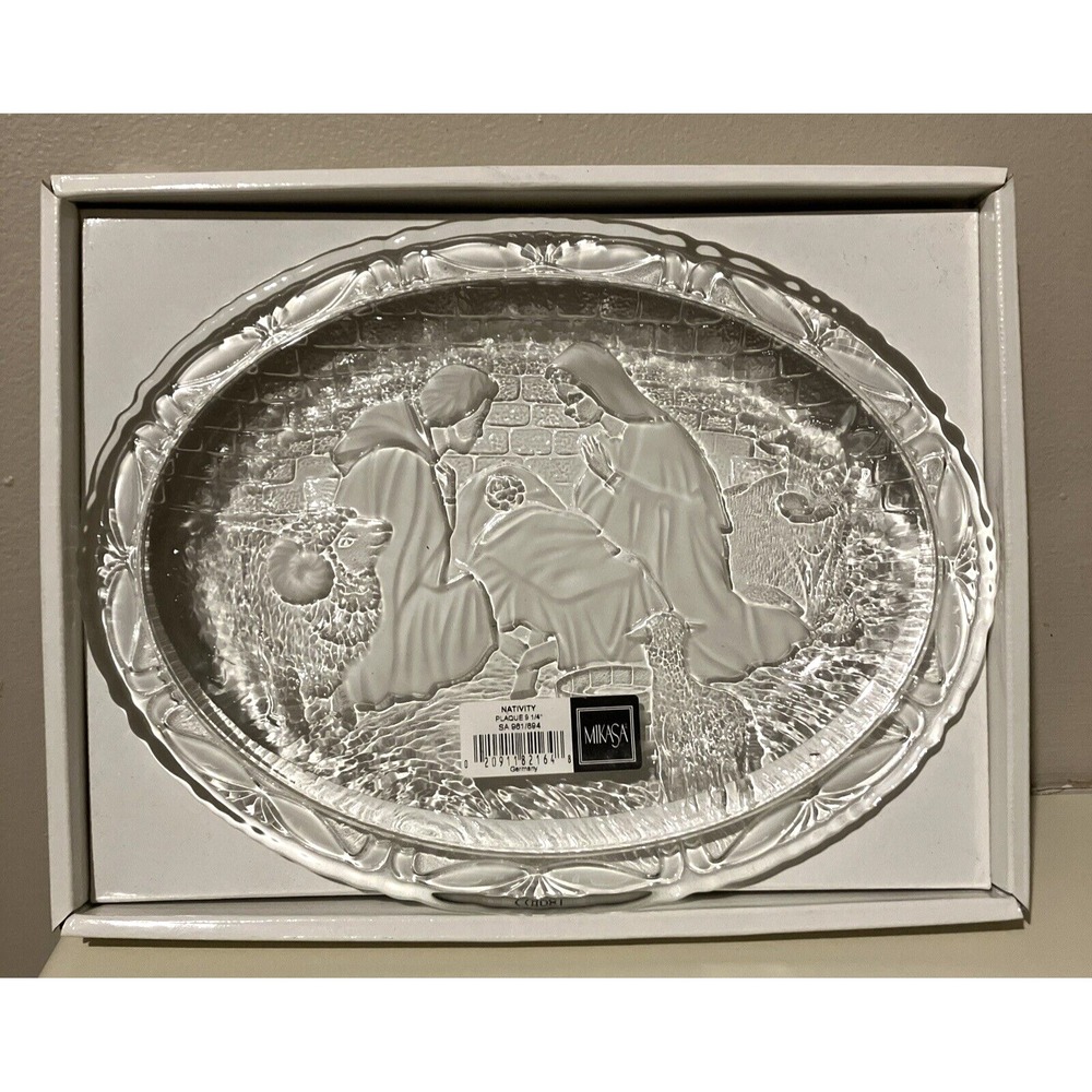 Mikasa NATIVITY SCENE Plaque Plate 9" Oval Clear Frosted Glass - New in the Box